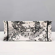 Small Dior Book Tote Latte and Black Toile de Jouy Zodiac Embroidery 26.5 x 22 x 14 cm - 4