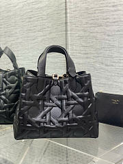Medium Dior Toujours Bag Black Graphic Cannage Calfskin 28.5 x 21.5 x 17 cm - 5