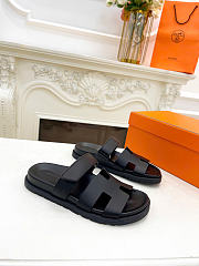 Hermes Chypre Sandal Noir Calfskin Leather H222299Z - 3