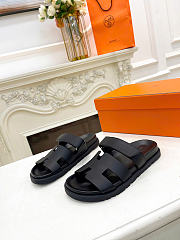 Hermes Chypre Sandal Noir Calfskin Leather H222299Z - 2
