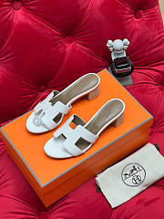 Hermes Oasis Blanc Calfskin H071002Z - 3