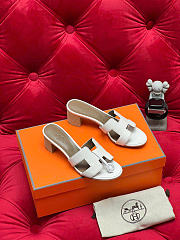 Hermes Oasis Blanc Calfskin H071002Z - 2