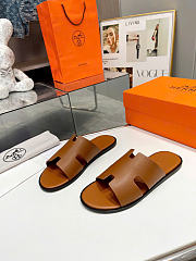 Hermes Izmir Sandal Gold Smooth Calfskin Leather H041141Z - 6