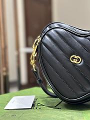 Gucci Interlocking G Mini Heart Shoulder Bag Black 20x17.5x6.5cm - 2