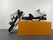 Louis Vuitton Trainer Sneaker - Black color - 1AHTDL - 6