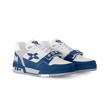 Louis Vuitton Trainer Sneaker - Blue color - 1AHTBR