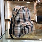 Burberry Vintage Check Nylon Backpack Archive Beige 30.5×14.5×42.5cm - 3