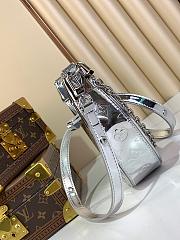LOUIS VUITTON Monogram Miroir Loop PM Silver 23x13x6cm - 2