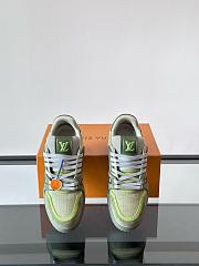 Louis Vuitton Trainers green color 1AHTGB - 5