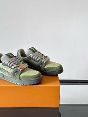 Louis Vuitton Trainers green color 1AHTGB - 2