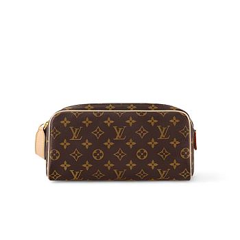 Louis Vuitton Dopp Kit Toilet Pouch Monogram Canvas 28x15x16.5cm