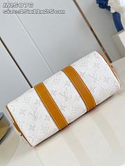 Louis Vuitton Keepall Bandoulière 25 Off-White 25x15x11cm - 5