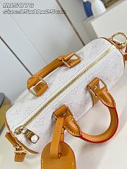 Louis Vuitton Keepall Bandoulière 25 Off-White 25x15x11cm - 4