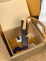 Louis Vuitton Music Player Wearable Wallet Monogram 18.5x4.5x10.5cm - 2