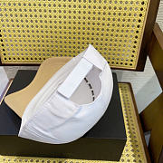 Miu Miu hat 02 - white color - 4