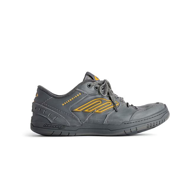 Balenciaga Hamptons Worn-out Sneaker in Grey/yellow 841765WCURB1180 - 1