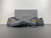 Balenciaga Hamptons Worn-out Sneaker in Grey/yellow 841765WCURB1180 - 3