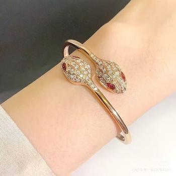 Serpenti Seduttor Rose Gold baracelet 