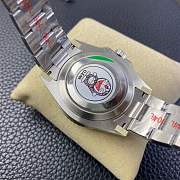 Rolex Submariner No-Date Stainless Steel 40mm - 2