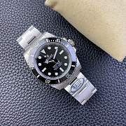 Rolex Submariner No-Date Stainless Steel 40mm - 6