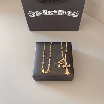 Chrome Hearts necklace in gold - purle pendant