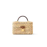 Louis Vuitton Vanity Chain Pouch 19x6.5x11.5cm - 1