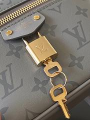 Louis Vuitton Vanity Chain Pouch - Trianon Gray 19x6.5x11.5cm - 2