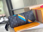 Louis Vuitton Keepall Bandoulière 25 Mon Monogram Monogram Eclipse Canvas 25x15x11cm - 6