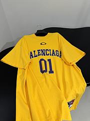 Men's Basketball Oversized T-shirt in Deep Purple/yellow - 2