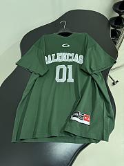 Men's Basketball Oversized T-shirt in Dark Green/light Green - 3