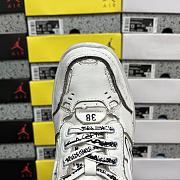 Balenciaga Hamptons 3B Sports Icon leather sneakers in white 841763WCURS9000 - 5