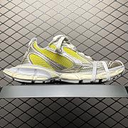 Balenciaga 3XL Panelled lace-up Sneakers - yellow/silver - 3