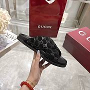 Men's slide sandal in black GG suede - 5