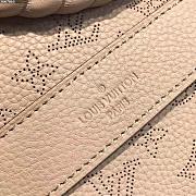 Louis Vuitton Tote Babylone Chain Monogram Mahina BB Galet 27x23x13cm - 4