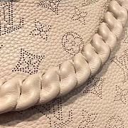 Louis Vuitton Tote Babylone Chain Monogram Mahina BB Galet 27x23x13cm - 2