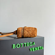Bottega Veneta Vanity Case On Strap in Brown 22x12.5x5cm - 5