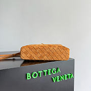 Bottega Veneta Vanity Case On Strap in Brown 22x12.5x5cm - 4