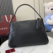 Gucci Emblem Large Shoulder Bag 'Black' 37x23x8cm - 5