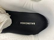 Balenciaga Runner Gardient White Multi 772774 WRUNG 9800 - 3