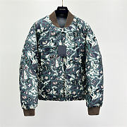 Louis Vuitton Reversible Puffer Jacket 1AILOI - 4