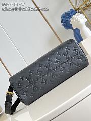 Louis Vuitton Avenue PM Black M25577 30 x 19.5 x 12 cm - 4
