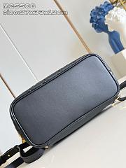 Louis Vuitton Coussin Backpack PM Black M13357 21 x 26 x 10 cm - 2