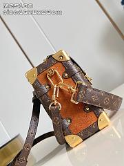 Louis Vuitton Side Trunk MM M15072 23.5 x 16 x 8.5 cm  - 5