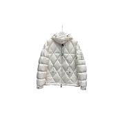 Moncler Premium Quality Warm Puffer Jacket Mens White 1024256405 - 1