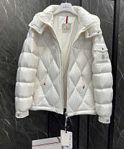 Moncler Premium Quality Warm Puffer Jacket Mens White 1024256405 - 5