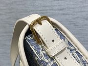 Dior Bobby East-West Bag Blue Dior Oblique Chambray with Raffia Effect and Light Biscuit Smooth Calfskin M9335UDFD_M925 21 x 12 x 5.1 cm - 5