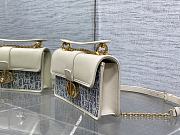 Dior 30 Montaigne Top Handle Bag Blue Dior Oblique Chambray with Raffia Effect and Light Biscuit Smooth Calfskin M9601UDFF_M925 25 x 13 x 4.5 cm - 5