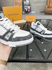 Louis Vuitton Trainer Sneaker Gray 1ADH2Z - 3