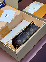 Louis Vuitton Wallet On Chain Lily M46919 20.7 x 10.2 x 3.5 cm - 5