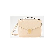 Louis Vuitton Pochette Métis Creme M46552 25 x 19 x 7 cm - 1